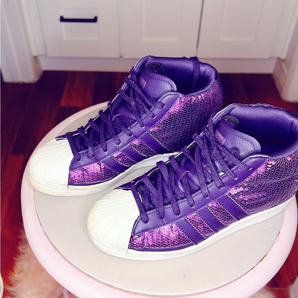 Adidas plattsform sneakers! Purple Sequins💜